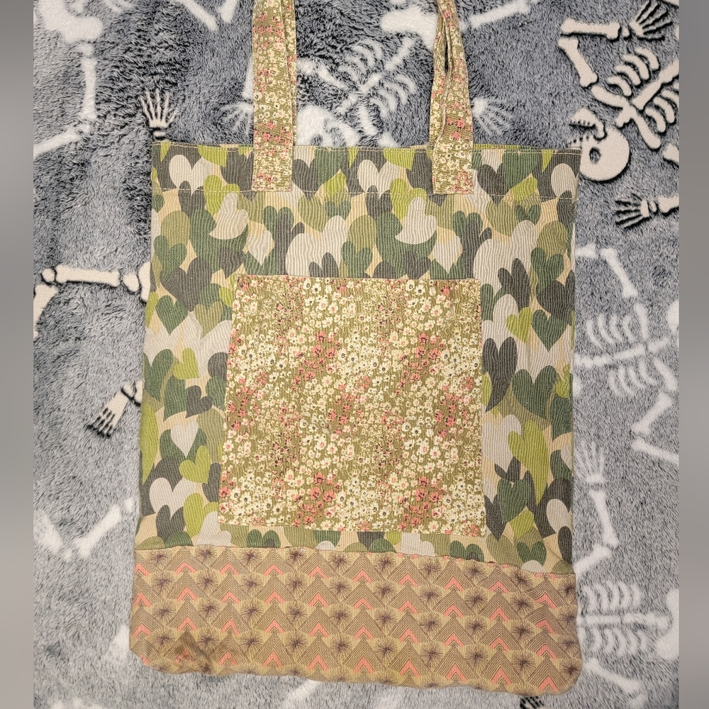 Claire's Y2K Pink & Green Bag